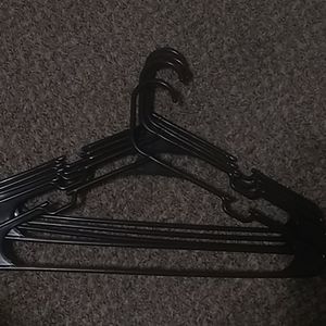 Five pack hangers